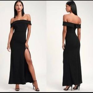Lulu's Aveline Black Off-the-Shoulder Gown NWT